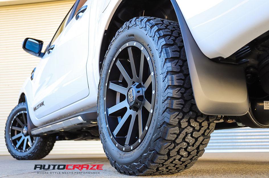 FORD RANGER HEIST SATIN BLACK